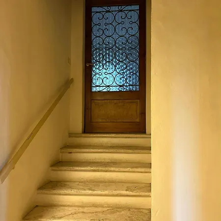 Casa Aia Sant'abondio Apartamento *